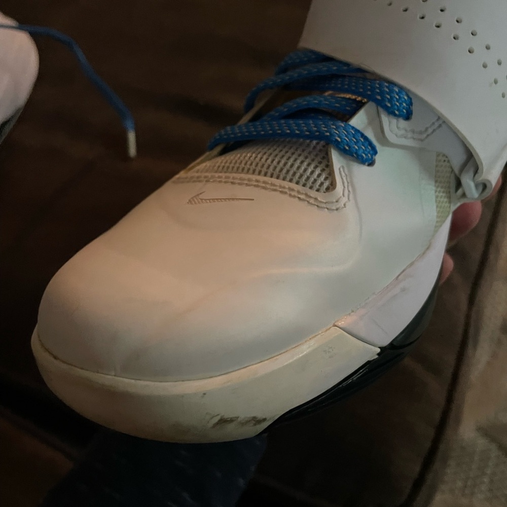 Nike Kd 4 thunderstruck sneakers